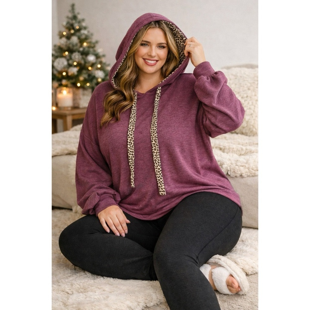 7TH RAY Purple Cheetah Print Hooded Sweatshirt